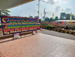 Karangan Bunga Ucapan Selamat 3 Pj Bupati, Warnai Halaman Pemprov Lampung