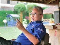 Hi. Yozi Rozal .SH . Dicalonkan kembali oleh Partai sebagai Calon Anggota DPRD Provinsi Lampung.