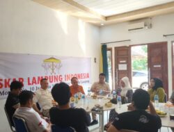 Ike Edwin Adakan Diskusi Santai Bersama Pengurus DPP dan DPC LLI di Sekretariat jalan P Morotai Balam