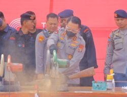 Polda Lampung Musnahkan Ratusan Senpi Rakitan Dan Ratusan Amunisi