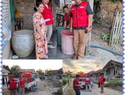 Rangkaian HUT PMI ke 78 Tahun , PMI Way Kanan bagikan Air bersih ke warga