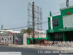 Diduga Pemasangan Billboard Di Rawa Laut,Enggal Tidak ada Izin di Pemkot