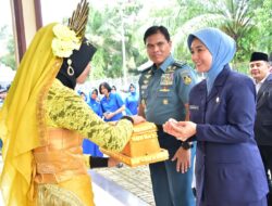 Selamatkan Generasi Muda Dari Bahaya Penyebaran Radikalisme, Kasal Bagikan Aplikasi Sistem Informasi Gratis