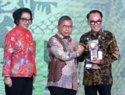 Kabupaten Way Kanan raih Penghargaan Adipura Ke Tiga. Ketua SMSI berikan Ucapan Selamat.
