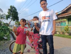 SIAR Membagikan Permen Gratis di Sejumlah Kelurahan Bandarlampung