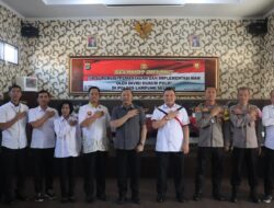 Pemantauan dan implementasi Ham di lingkungan Polres Lampung Selatan dari Divkum Polri