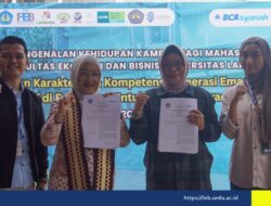 FEB Tutup PKKMB Fakultas dengan Gelora Kemerdekaan