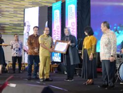 Rektor Unila Raih Penghargaan Inovator Pendidikan Nasional