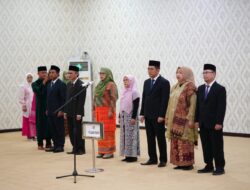 Rektor Lantik Pejabat Baru Tahap Tiga Berdasarkan Perubahan SOTK