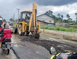 Gubernur Mirza Prioritaskan Perbaikan Jalan Liwa–Batas Sumsel untuk Kelancaran Masyarakat Berlebaran