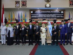 Pj. Sekdaprov Firsada Hadiri Pelantikan Pengganti Antar Waktu Anggota DPRD Provinsi Lampung Abdul Aziz dan Imelda Sisa Masa Jabatan 2024-2029