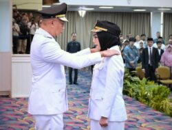 Ayu Asalasiyah Dilantik sebagai Bupati Way Kanan, Gubernur Mirza: Ini Amanah Besar