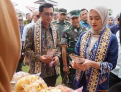 Wagub Lampung Dampingi Kemenko PMK Tinjau Program Desaku Maju di Lampung Selatan