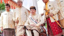 Raja Jawa di Tanah Lampung: Ketika Gelar Adat dan Simbol Politik Bertemu