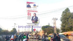 Pemkot Bandar Lampung Kencingi Aturan Sendiri, Baliho Anak Walikota Tegak Berdiri Menantang