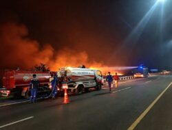 Hutama Karya Siagakan Armada Pemadam Karhutla di Tiga Ruas Tol Trans Sumatera, Pengguna Jalan Diimbau Waspada